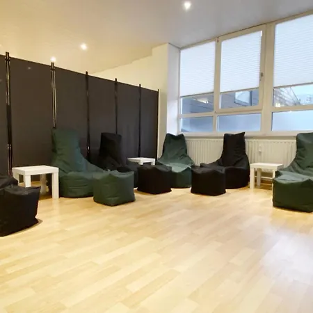 Apartamento Spacious Workers Loft In
