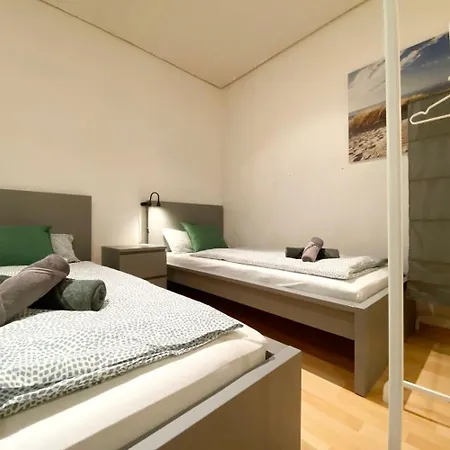 Spacious Workers Loft In *