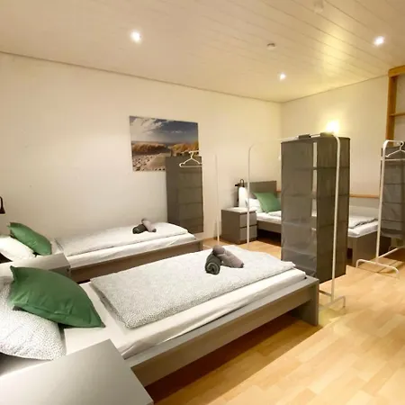 Apartamento Spacious Workers Loft In